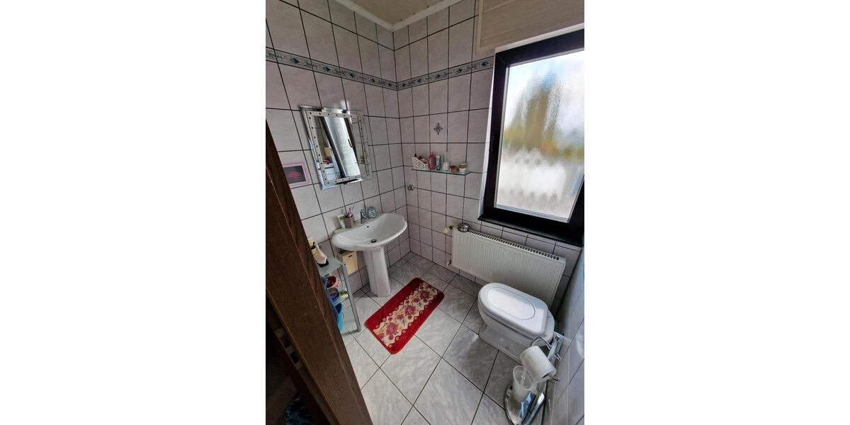 Reihenhaus Wegberg - 4 Zimmer, 120 m&sup2;, 300.000&euro; | Angebot:25632987