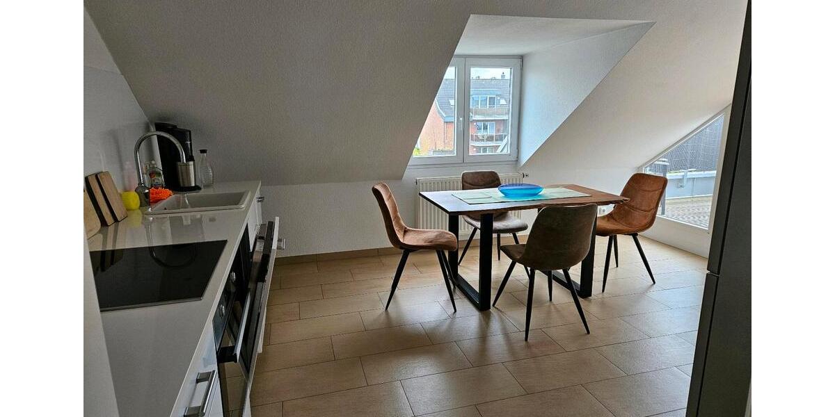 Dachgeschoßwohnung Viersen Hülsdonk - 2 Zimmer, 73 m&sup2;, 700&euro; | Angebot:26611631