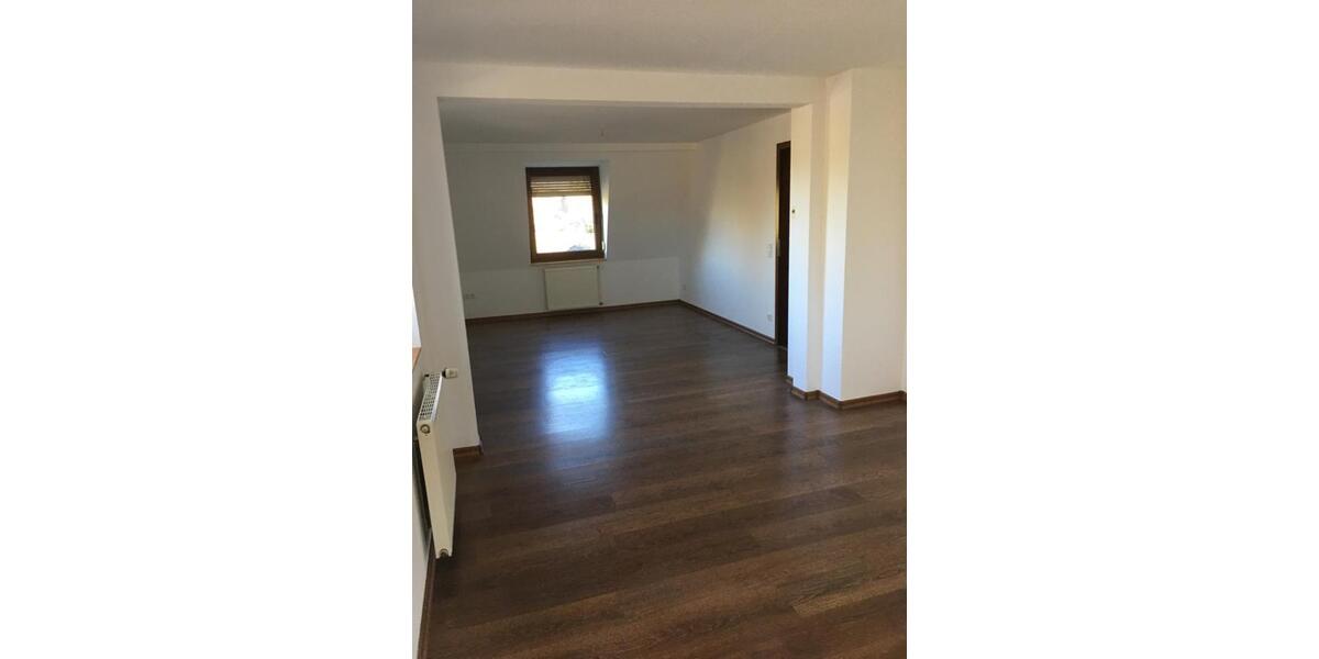 Etagenwohnung Krefeld Gellep-Stratum - 1 Zimmer, 71 m&sup2;, 700&euro; | Angebot:24876823