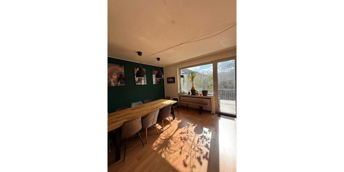 Terrassenwohnung Mönchengladbach Ost - 5 Zimmer, 85 m&sup2;, 390&euro; | Angebot:26001801