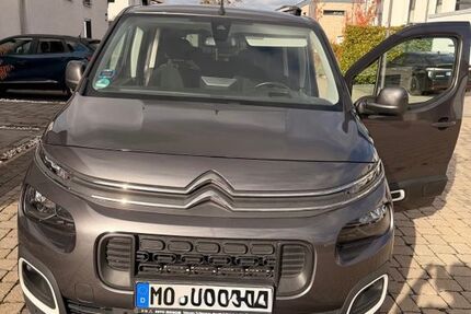 Citroen Berlingo 64.777 km 19.400 &euro; Neukirchen-vluyn 47506