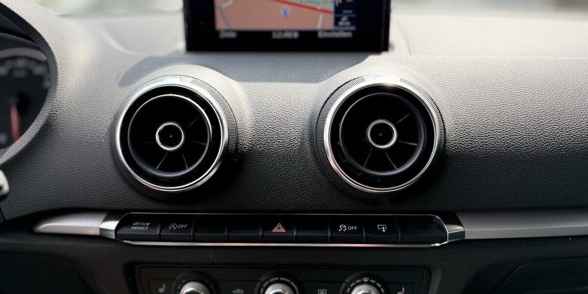 Audi A3 / Attraction / Sportback / Klima / NAVI 130.000 km 11.490 &euro; Mönchengladbach 41066