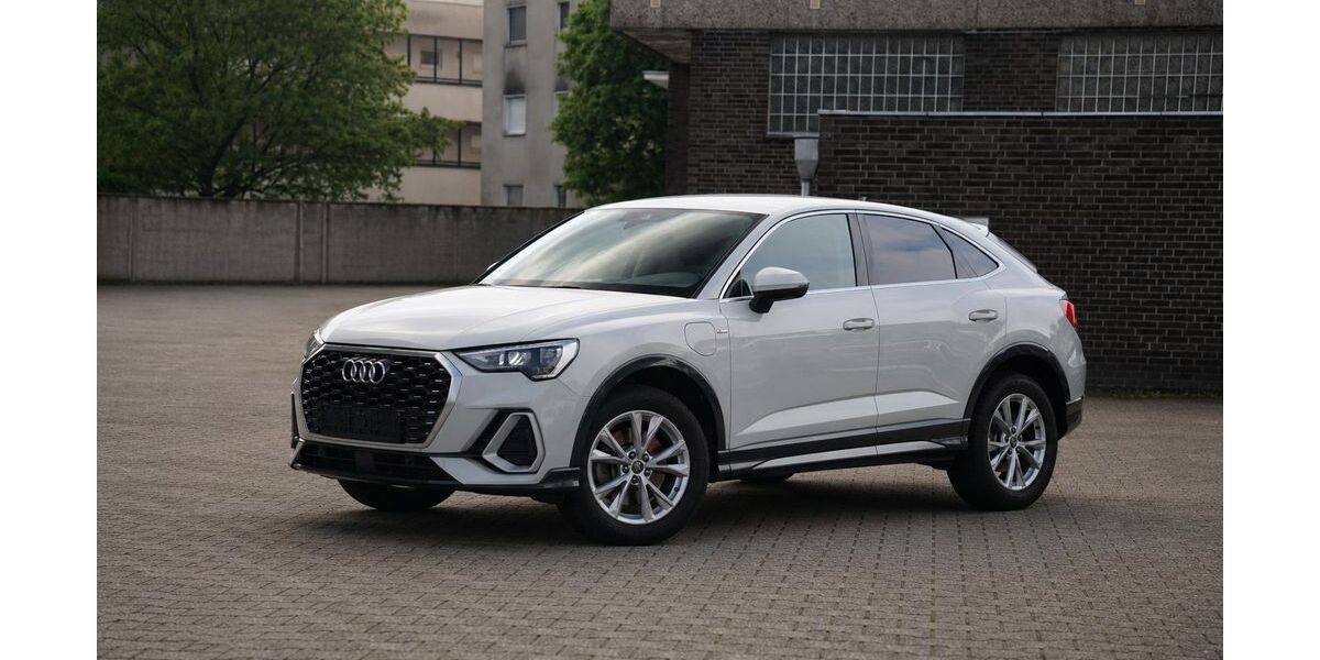 Audi Q3 129.211 km 24.400 &euro; Düsseldorf 40597