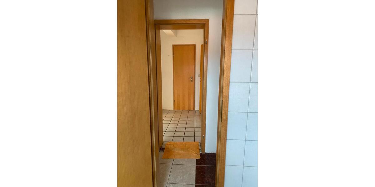 Dachgeschoßwohnung Duisburg Rheinhausen - 1 Zimmer, 45 m&sup2;, 590&euro; | Angebot:25875981