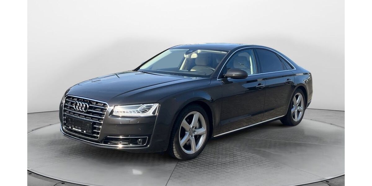 Audi A8 122.007 km 30.900 &euro; Dormagen 41540