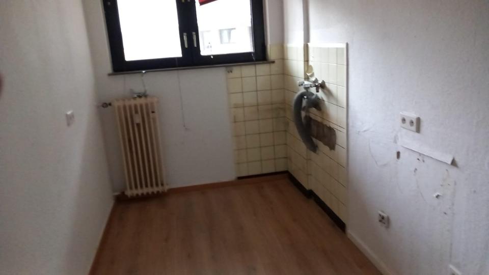 Etagenwohnung Mülheim an der Ruhr - 6 Zimmer, 540&euro; | Angebot:22251265