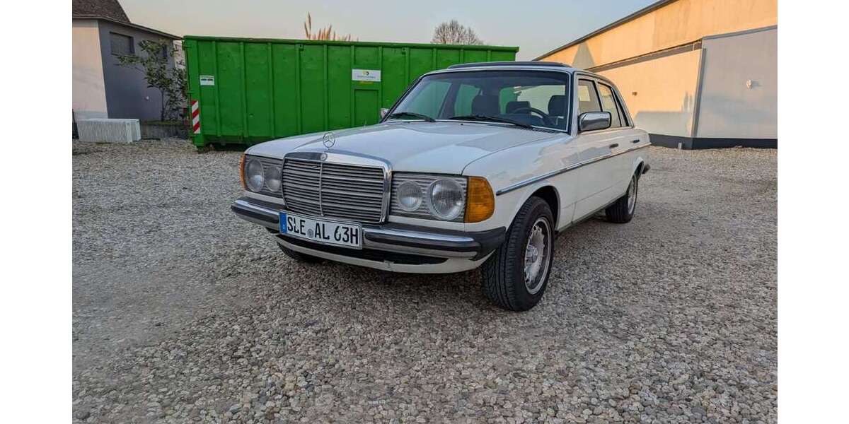 Mercedes-Benz 200 136.000 km 12.500 &euro; Titz 52445