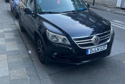 VW Tiguan 252.721 km 5.500 &euro; Düsseldorf 40233