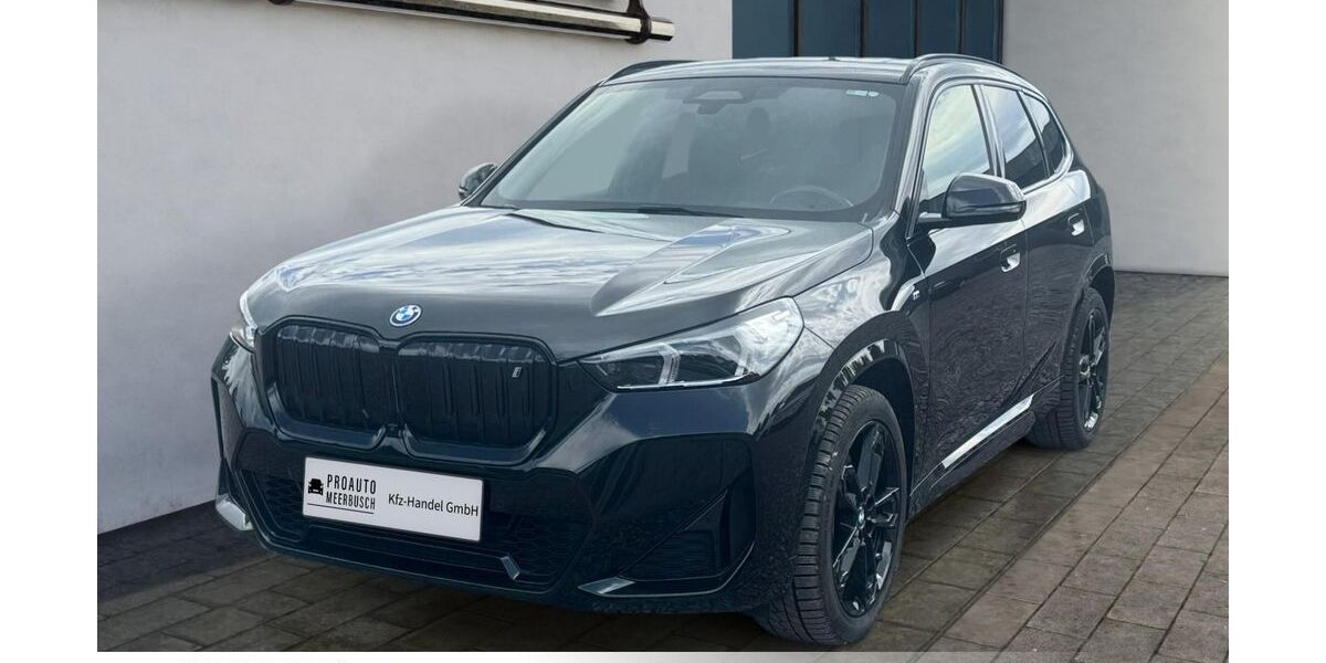 BMW iX1 16.000 km 45.760 &euro; Meerbusch 40668