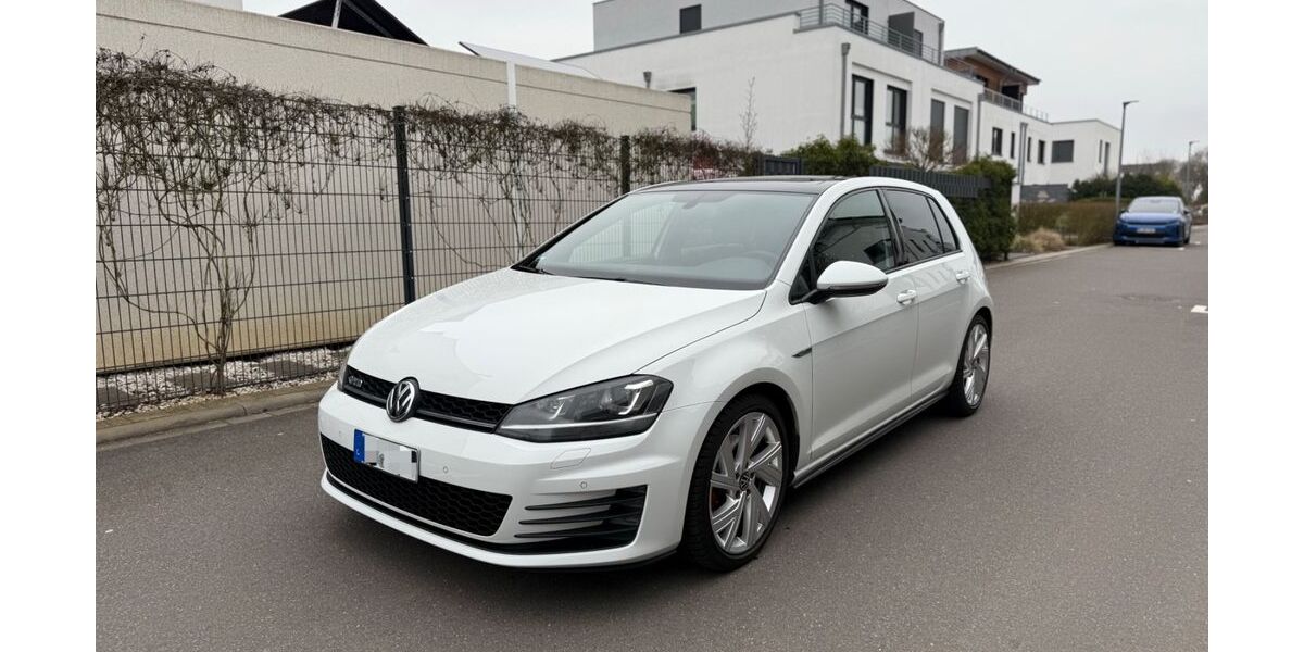 VW Golf 171.500 km 16.150 &euro; Mönchengladbach 41238