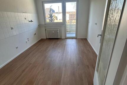 Wohnung Duisburg Mittelmeiderich - 2 Zimmer, 61 m&sup2;, 500&euro; | Angebot:25378618