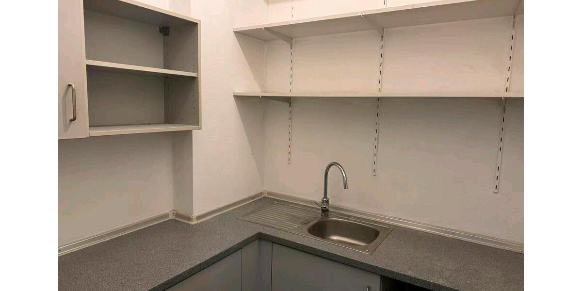 Etagenwohnung Hilden - 4.5 Zimmer, 150 m&sup2;, 1.500&euro; | Angebot:25830510