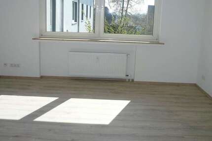 Wohnung Heiligenhaus - 1 Zimmer, 40 m&sup2;, 325&euro; | Angebot:27101004