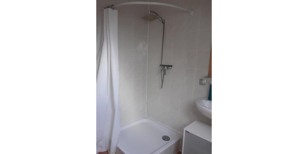 Reihenhaus Duisburg Essenberg - 9 Zimmer, 207 m&sup2;, 250.000&euro; | Angebot:24774566